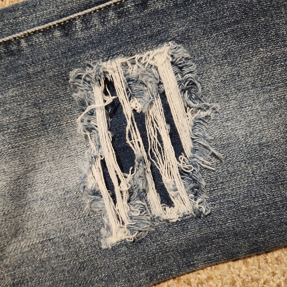 Judy Blue jeans - Picture 3 of 8